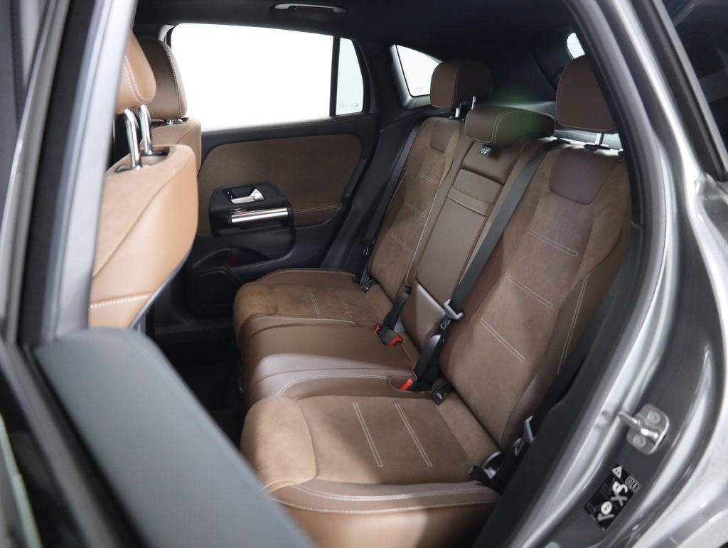 Used 2026 Mercedes-Benz GLA 250 4MATIC image 30