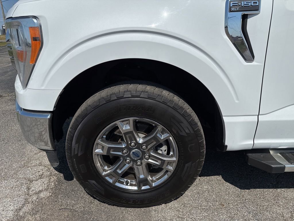 Used 2022 Ford F150 XLT w/ XTR Package image 23