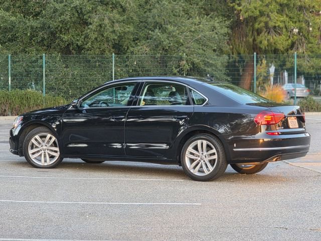 Used 2018 Volkswagen Passat 2.0T SE FWD image 11