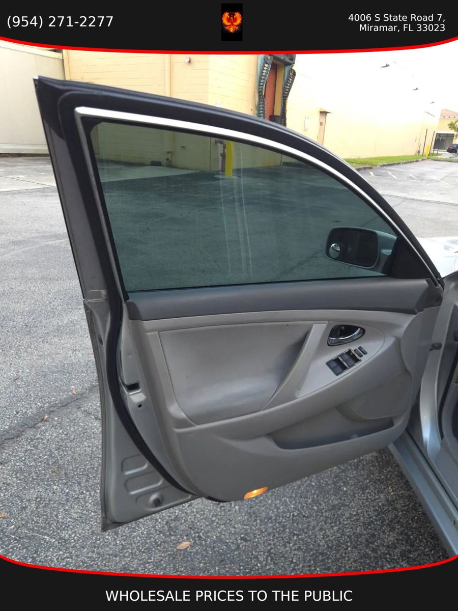 Used 2007 Toyota Camry LE FWD image 7
