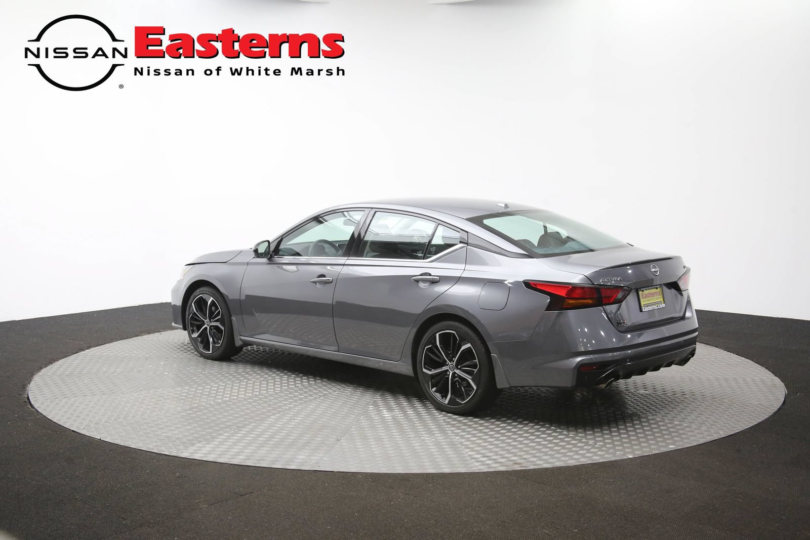 Used 2024 Nissan Altima 2.5 SR FWD image 57