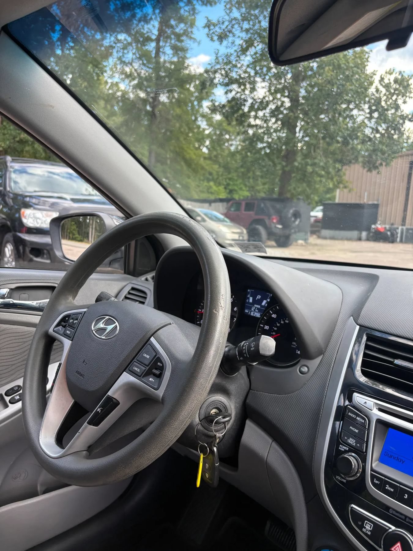 Used 2014 Hyundai Accent GLS w/ Option Group 2 FWD image 39