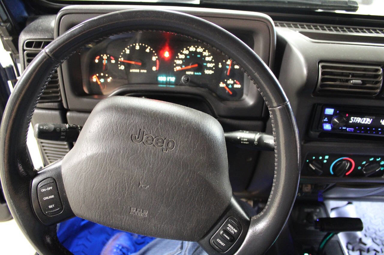 Used 2002 Jeep Wrangler Sport AWD/4WD image 36
