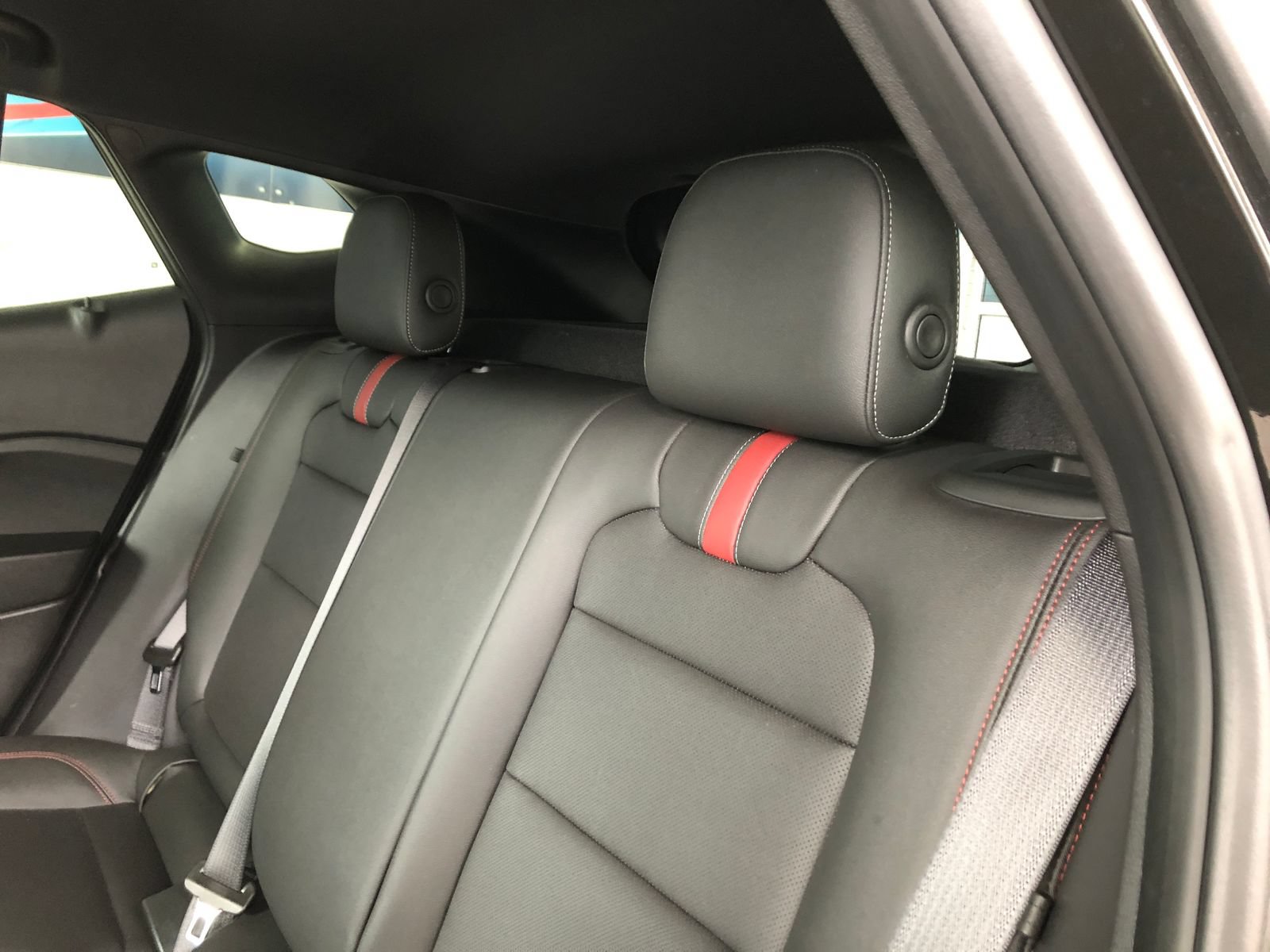 Used 2025 Chevrolet Trax RS w/ Driver Confidence Package FWD image 10