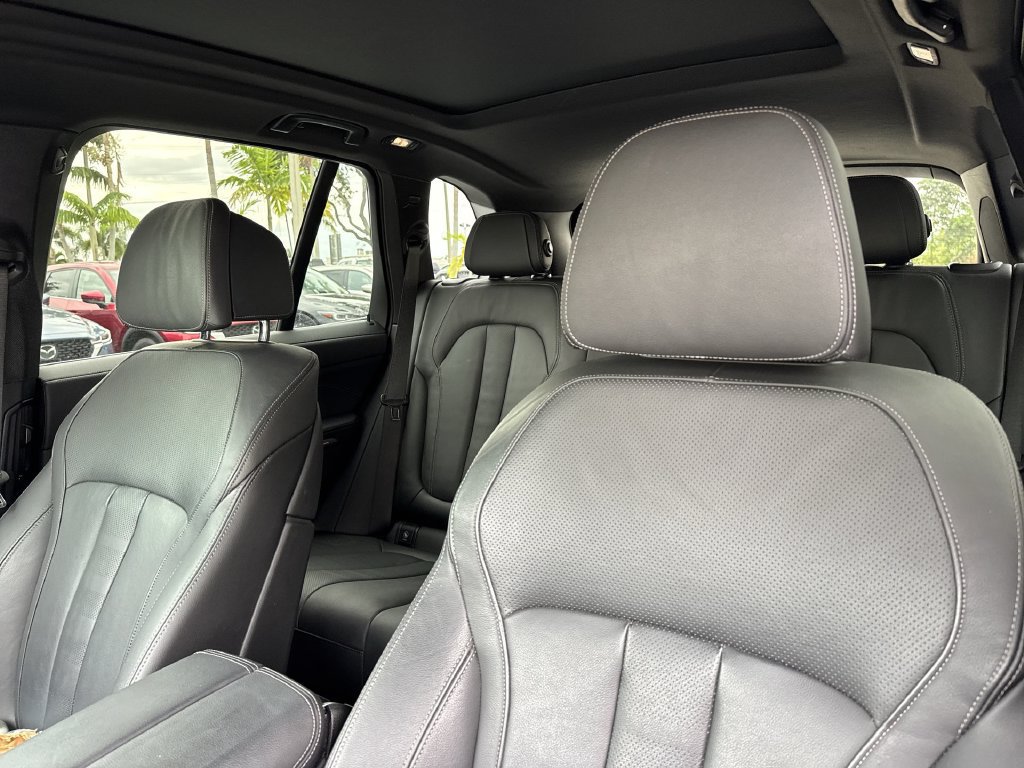Used 2021 BMW X5 sDrive40i w/ Premium Package RWD image 42