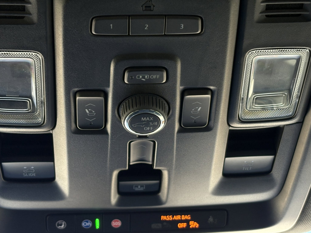 Used 2022 Chevrolet Tahoe High Country w/ Premium Package 2 image 27