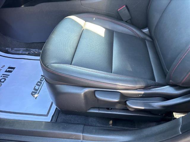 Certified 2024 Chevrolet Trax RS w/ Driver Confidence Package image 19