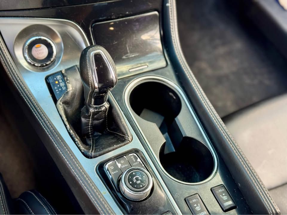 Used 2017 Nissan Maxima 3.5 SV image 9