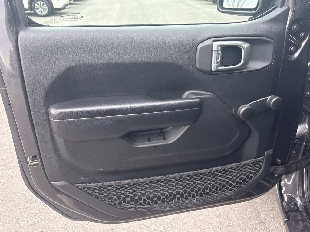 Used 2021 Jeep Wrangler Unlimited Sport image 23