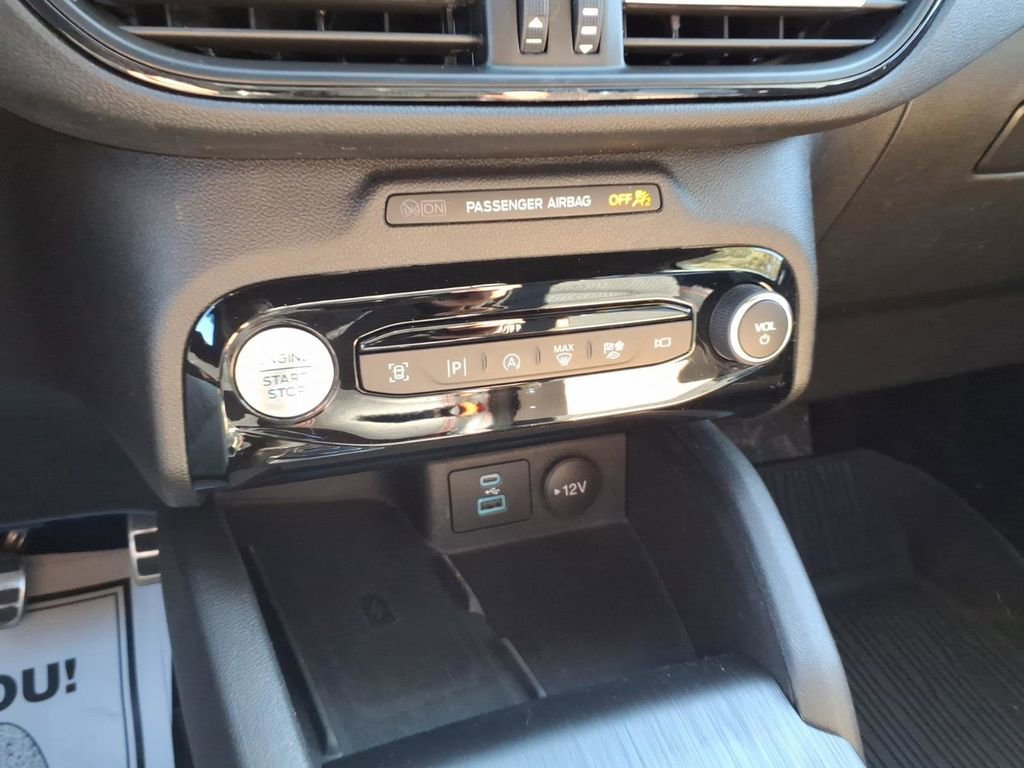 Certified 2023 Ford Escape ST-Line Elite image 22