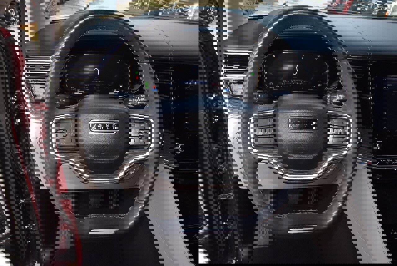 Used 2022 Jeep Wagoneer Series III w/ Premium Group I image 24