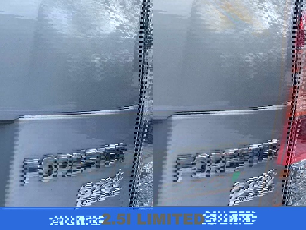 Used 2017 Subaru Forester 2.5i Limited image 6