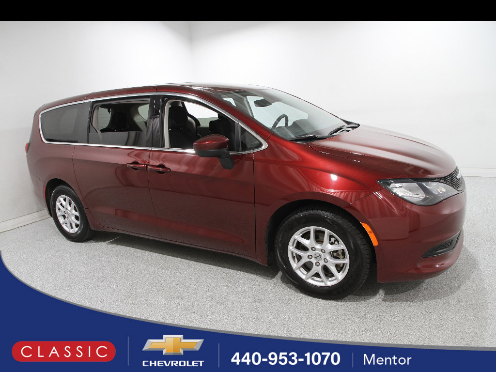 Used 2023 Chrysler Voyager LX