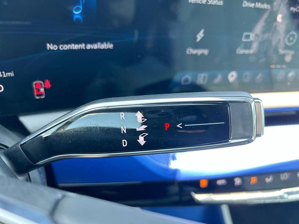 Used 2026 Cadillac Optiq Luxury 1 image 30