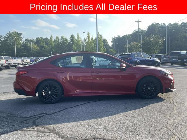 Used 2025 Toyota Camry SE FWD image 6