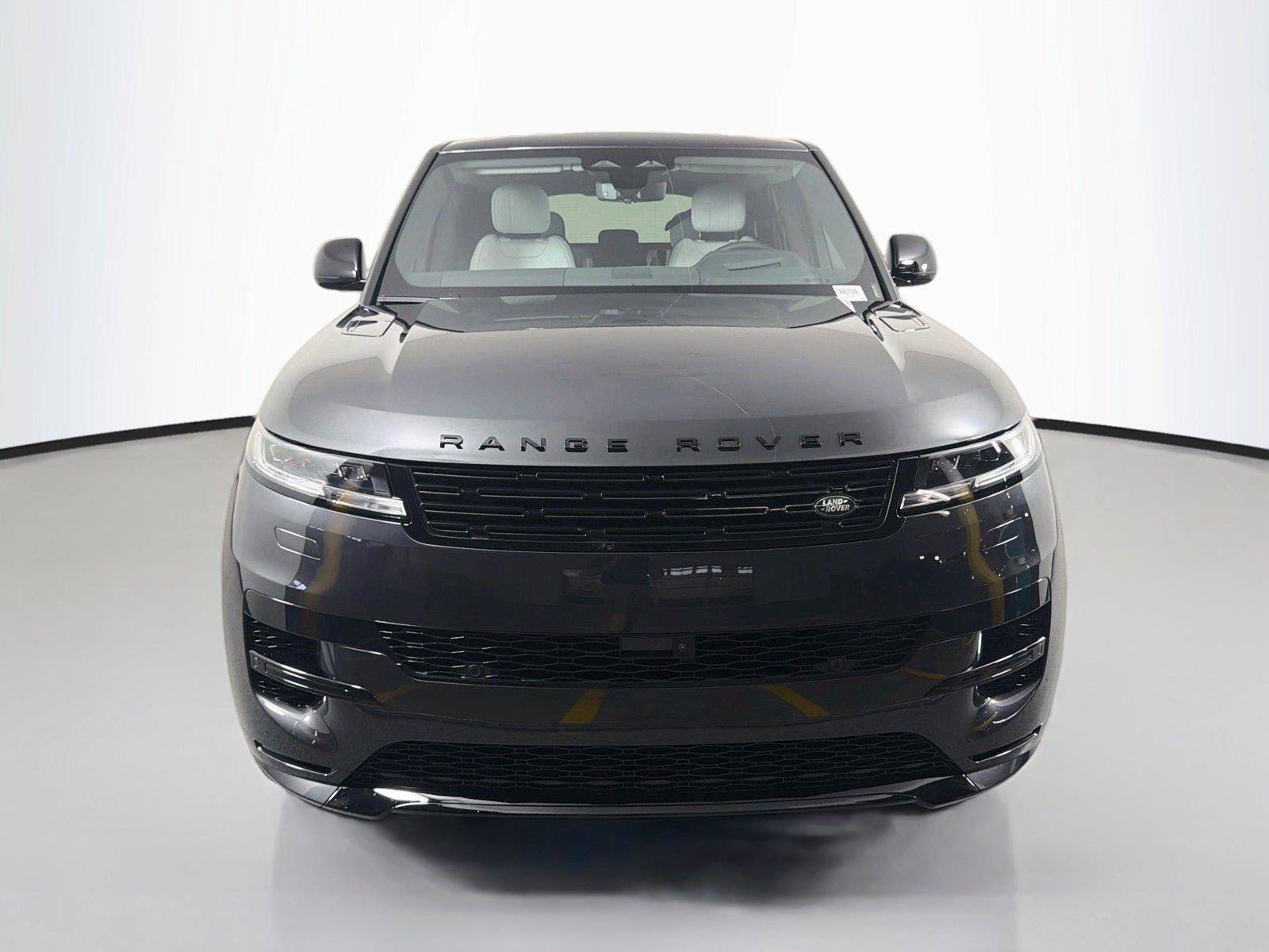 New 2026 Land Rover Range Rover Sport Dynamic SE AWD/4WD image 2