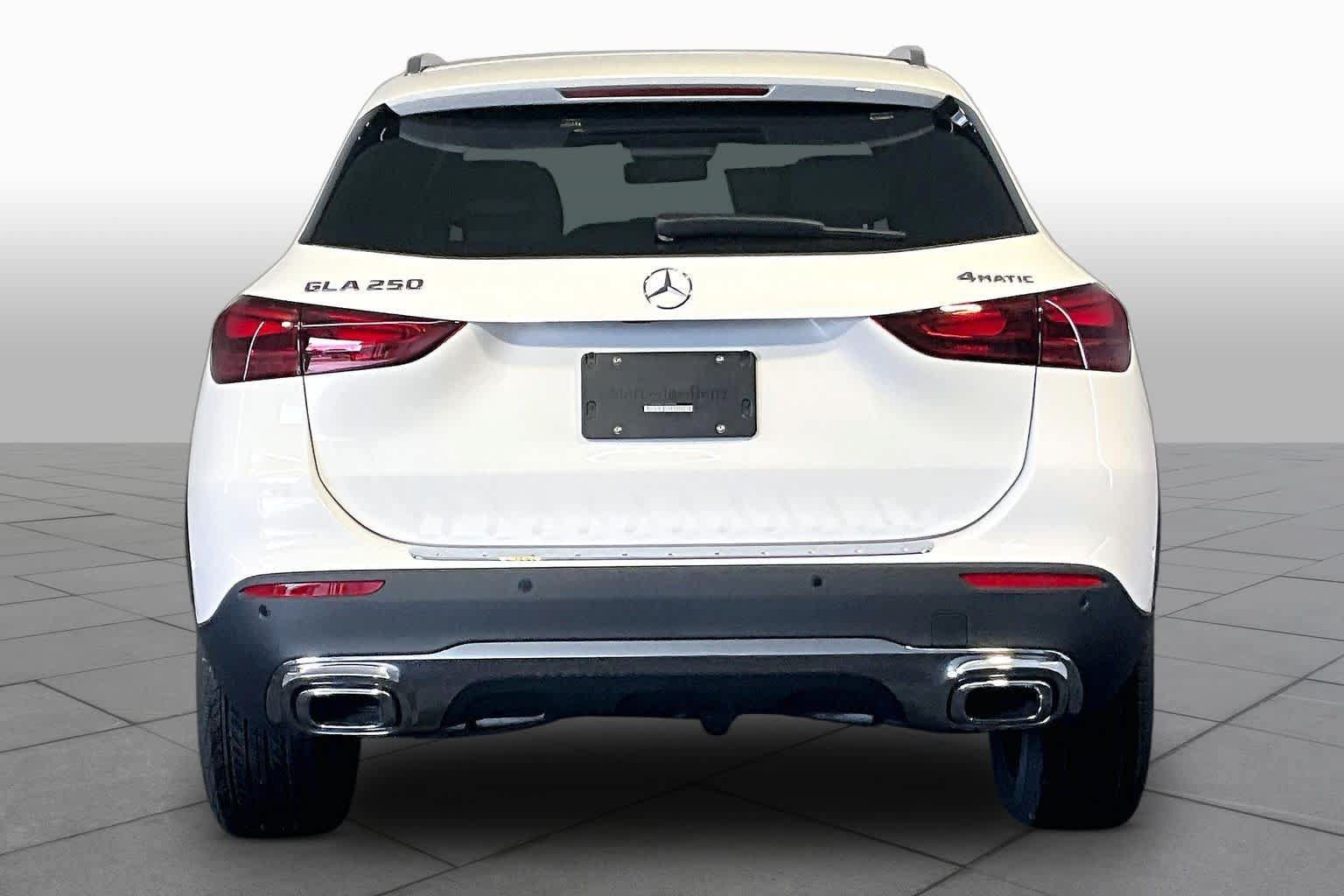 New 2026 Mercedes-Benz GLA 250 4MATIC image 4