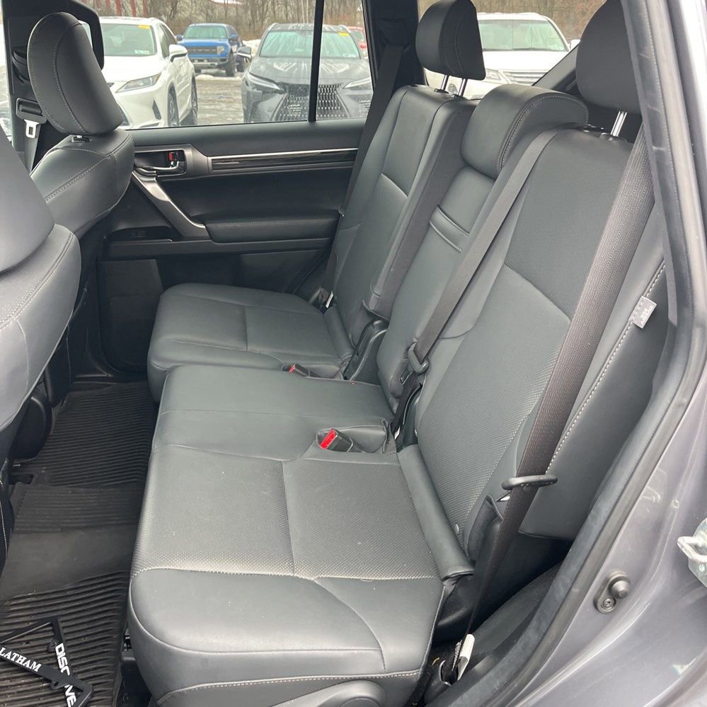 Used 2022 Lexus GX 460 Premium w/ Premium Plus Package image 10