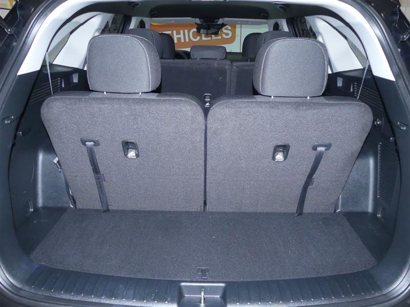 Used 2023 Kia Sorento LX image 29