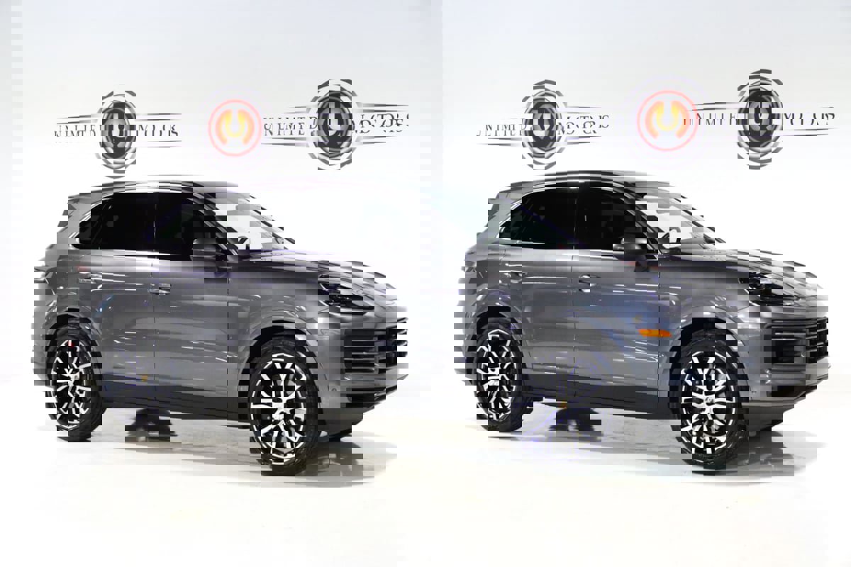 Used 2024 Porsche Cayenne image 6