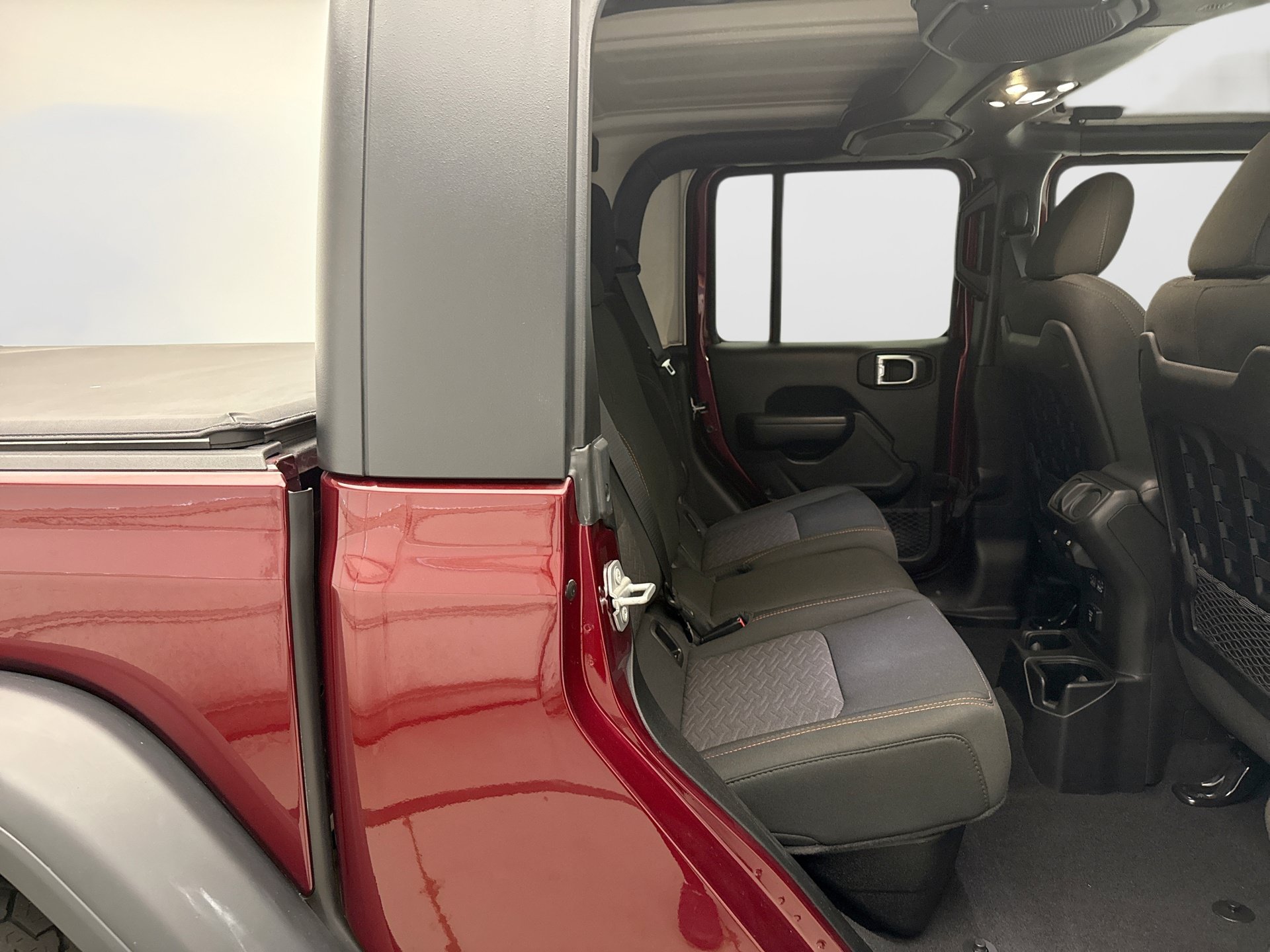 Used 2021 Jeep Gladiator Mojave AWD/4WD image 18