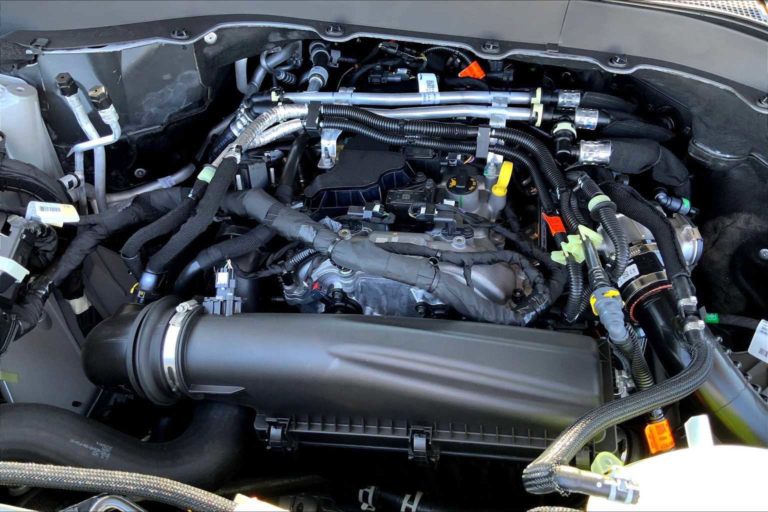 New 2025 Ford Explorer Active w/ Active Comfort Package image 17