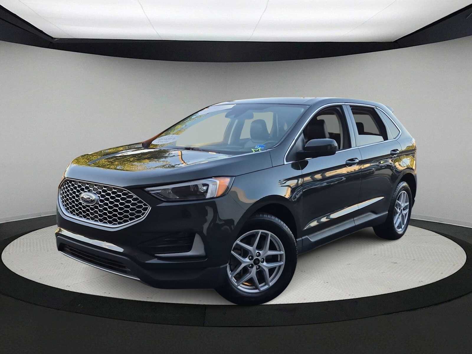 Used 2024 Ford Edge SEL