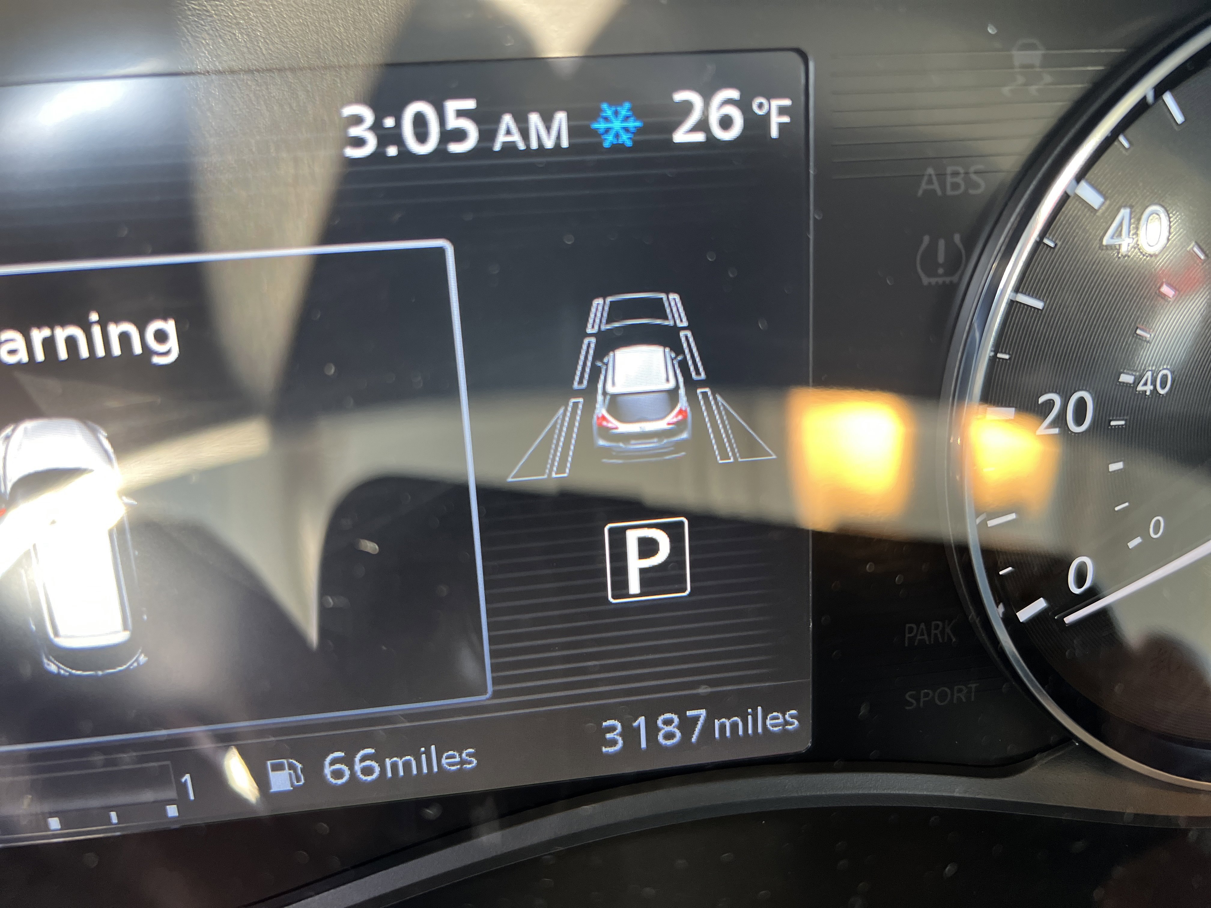 Certified 2024 Nissan Kicks SV w/ Interior Electronics Package image 4