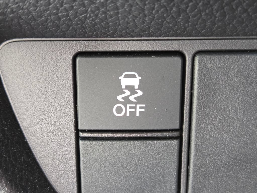 Certified 2025 Honda HR-V Sport image 15