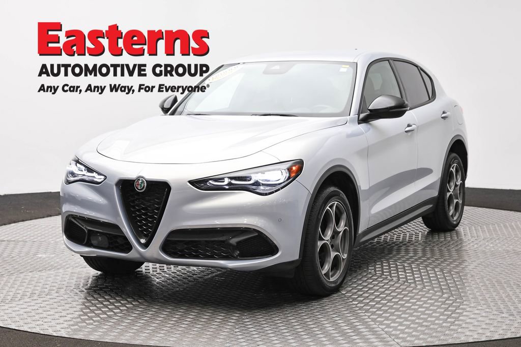Used 2024 Alfa Romeo Stelvio Sprint AWD/4WD image 1