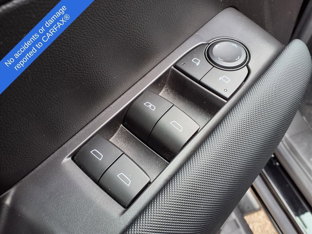 Used 2023 Chevrolet Colorado Z71 w/ Z71 Convenience Package 2 image 15