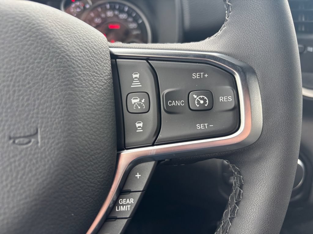 Used 2026 RAM 1500 Big Horn AWD/4WD image 16