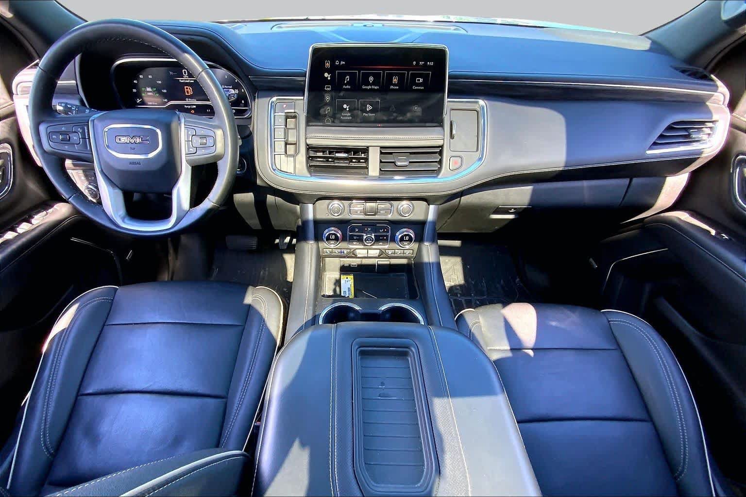 Used 2023 GMC Yukon SLT AWD/4WD image 16