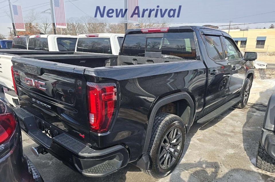Certified 2022 GMC Sierra 1500 AT4 w/ AT4 Premium Package image 2
