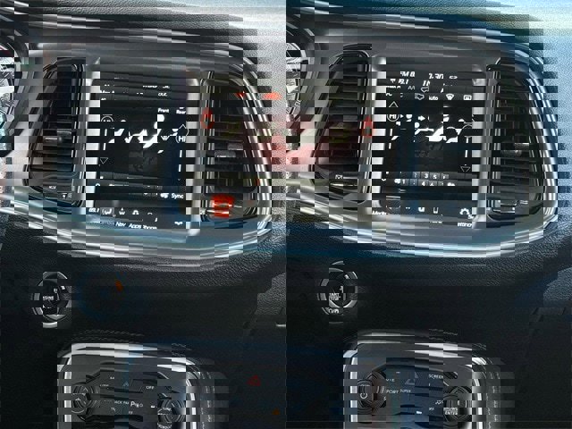 Used 2021 Dodge Challenger R/T w/ Shaker Package image 16