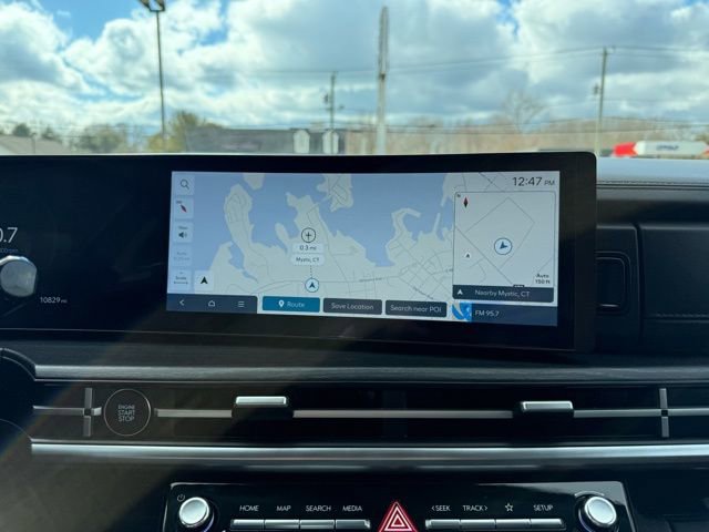 Used 2025 Hyundai Santa Fe Limited image 30