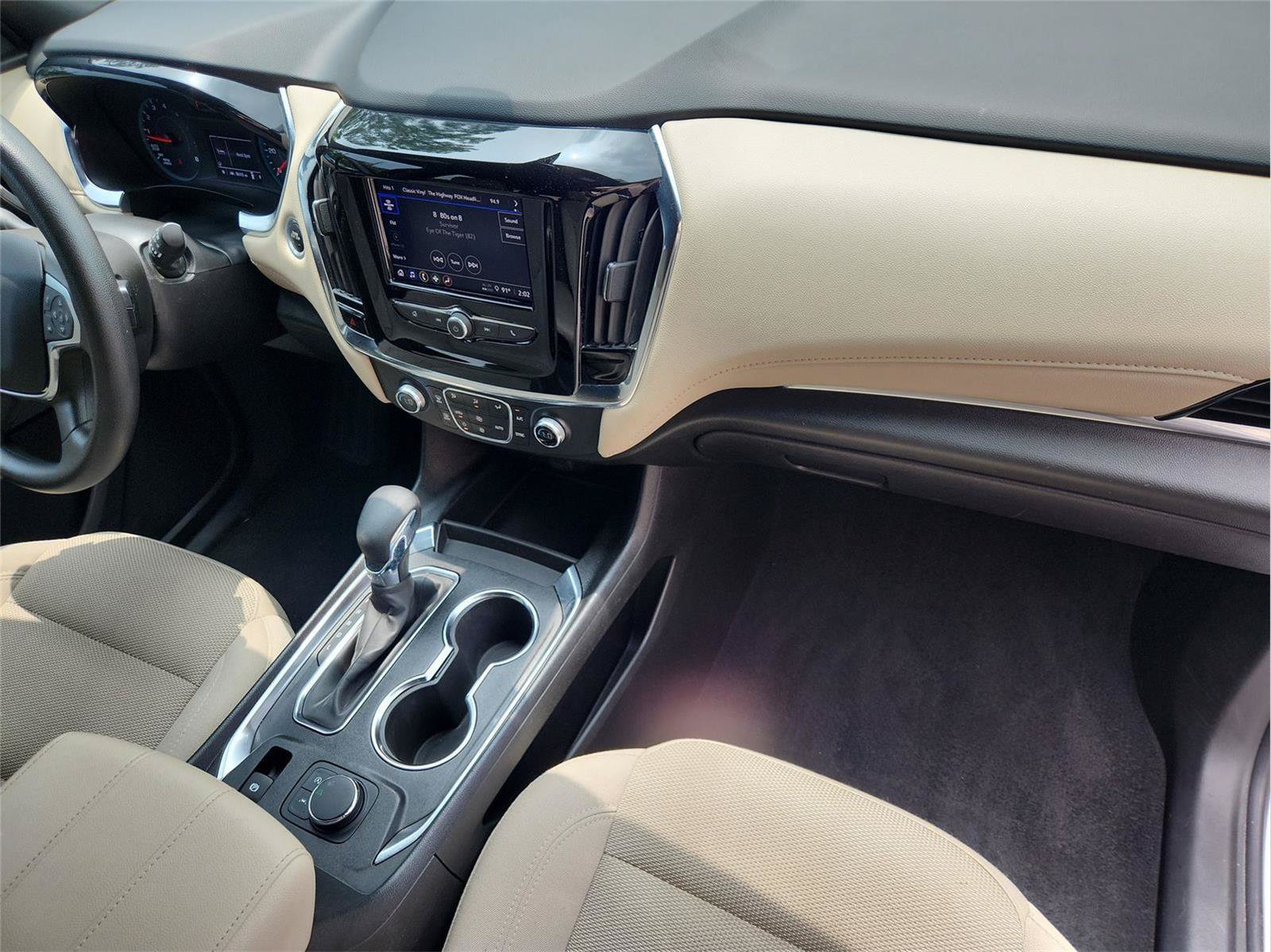 Used 2024 Chevrolet Traverse LS w/ Safety Package FWD image 27