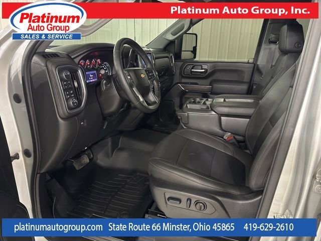 Used 2023 Chevrolet Silverado 3500 LTZ AWD/4WD image 10