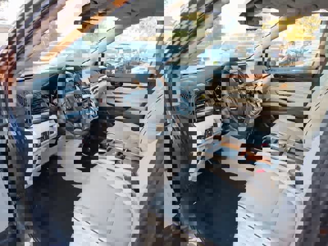 New 2026 Honda Odyssey Touring image 2