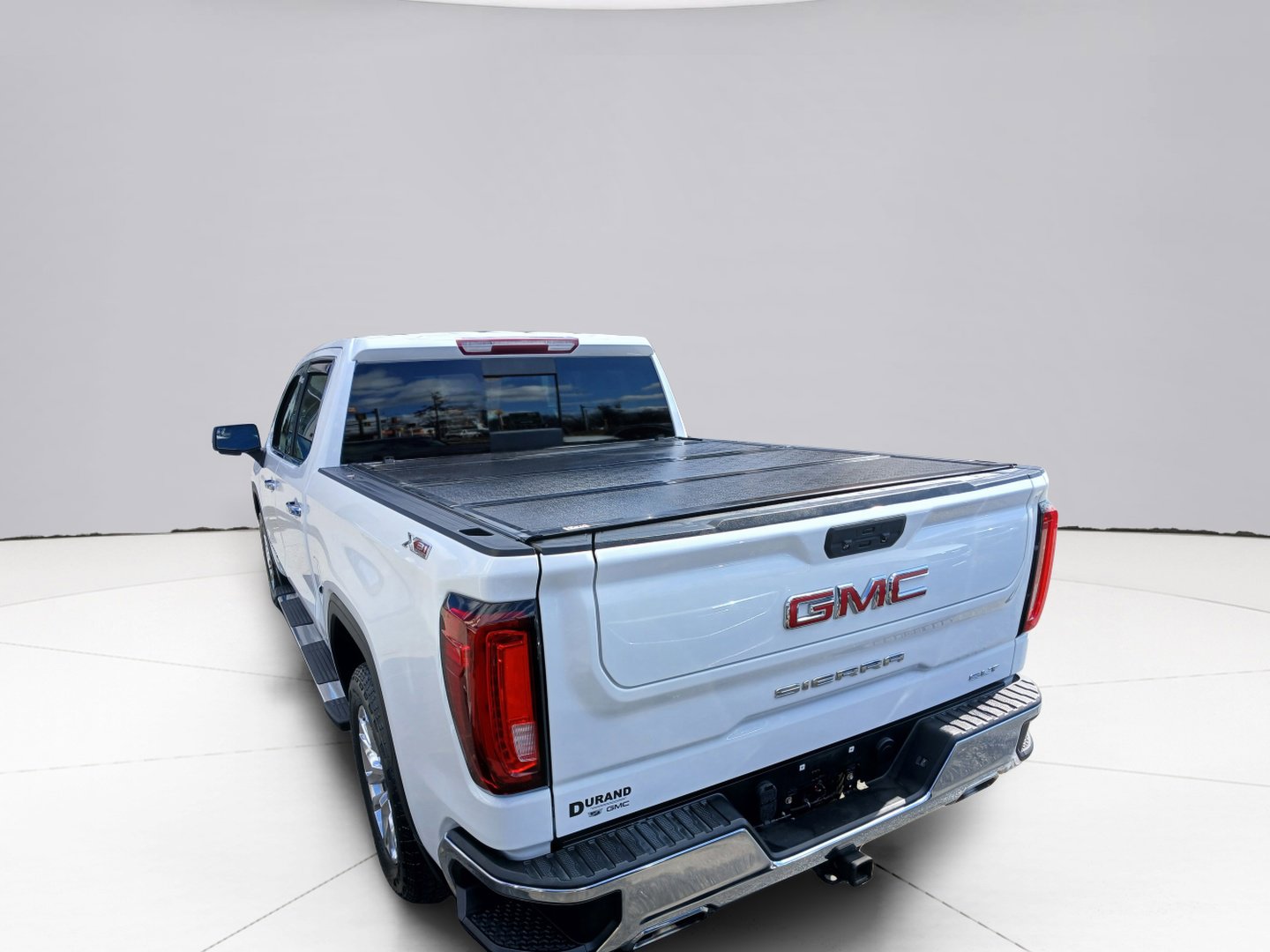 Used 2021 GMC Sierra 1500 SLT w/ SLT Premium Package image 10