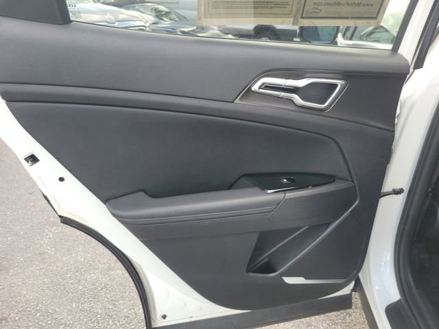 Used 2023 Kia Sportage EX image 14