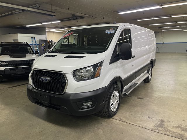 Certified 2024 Ford Transit 250 Low Roof w/ Exterior Upgrade Package RWD image 4