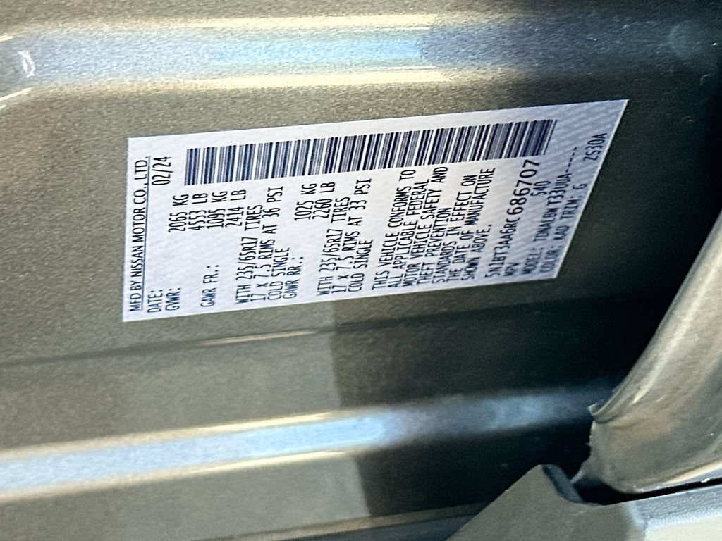 Used 2024 Nissan Rogue S FWD image 29