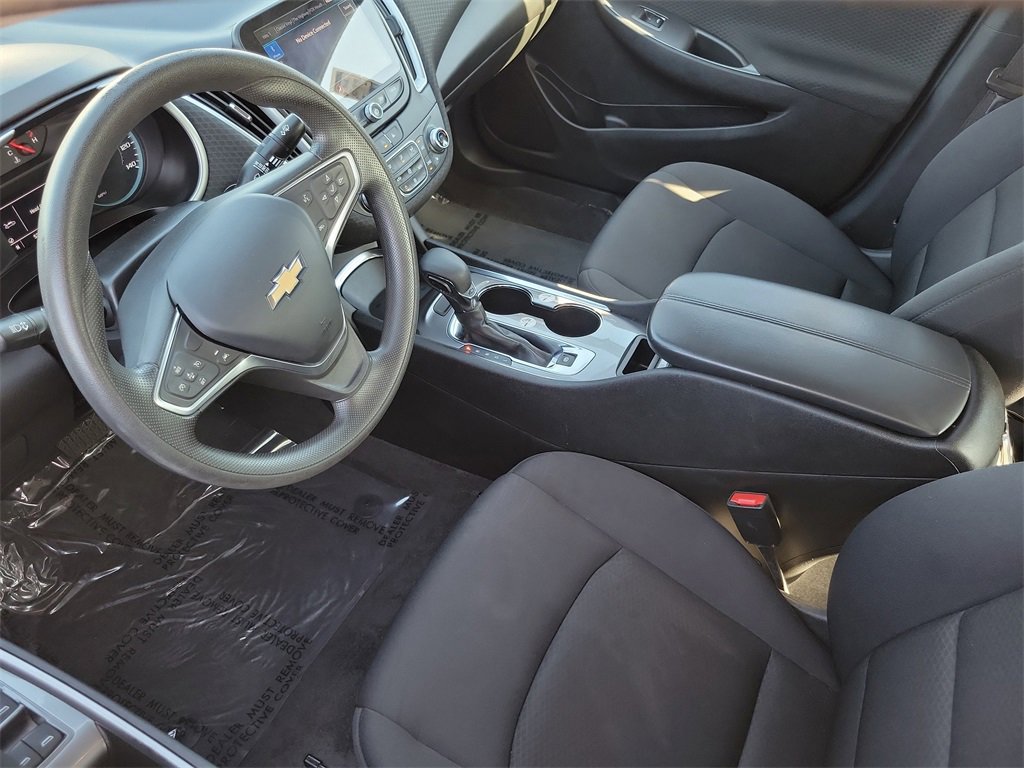 Used 2023 Chevrolet Malibu LT image 4