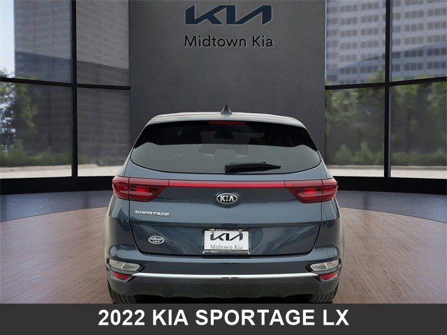 Used 2022 Kia Sportage LX image 4