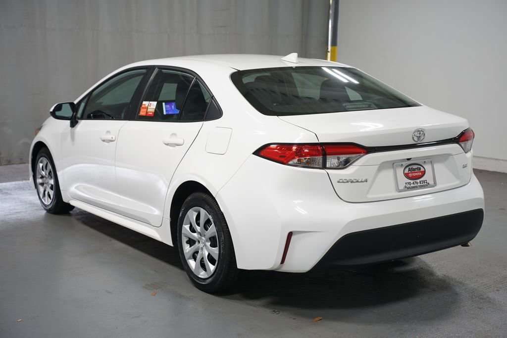 Used 2023 Toyota Corolla LE image 6