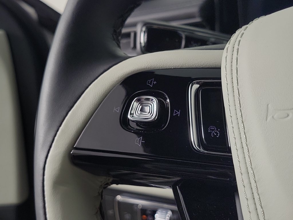 New 2026 Lincoln Aviator Black Label w/ Black Label Special Edition AWD/4WD image 24