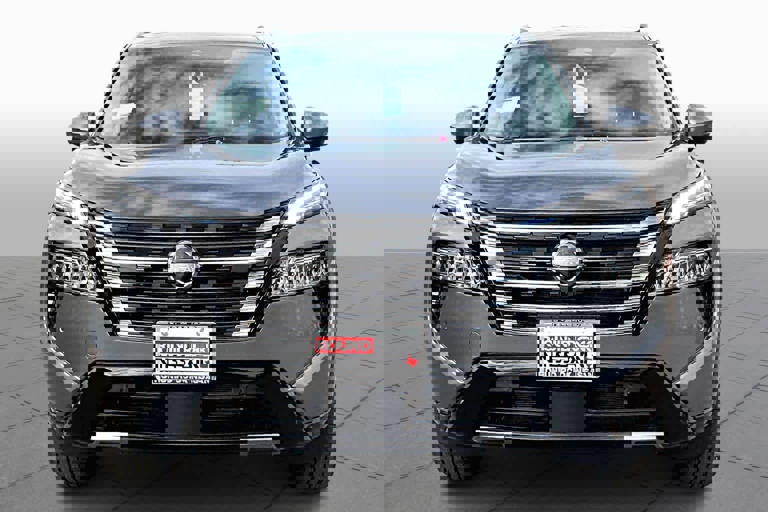 New 2026 Nissan Rogue Platinum image 3