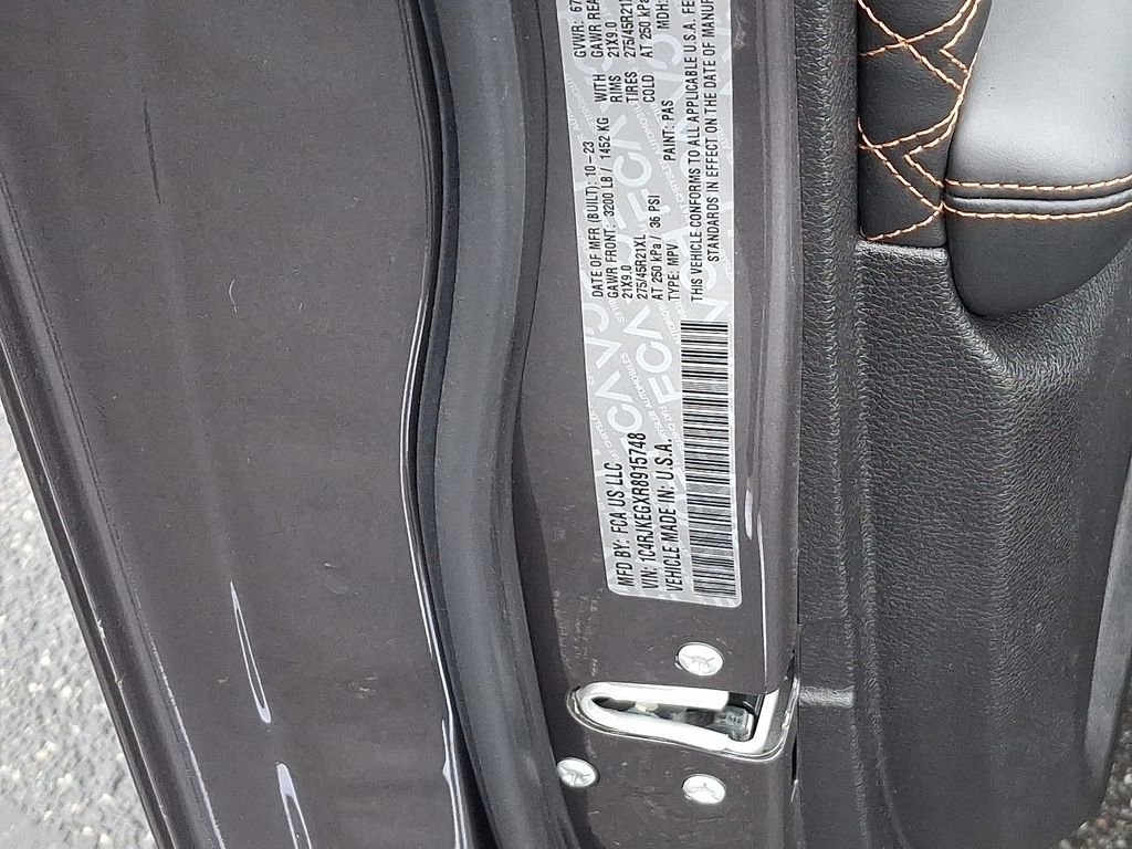 Used 2024 Jeep Grand Cherokee L Summit w/ Advanced Protech Group IV image 30