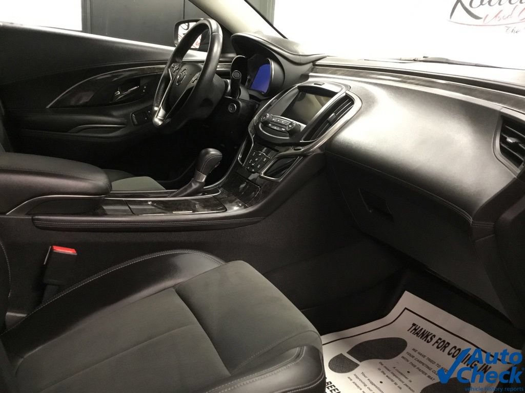 Used 2016 Buick LaCrosse FWD image 36